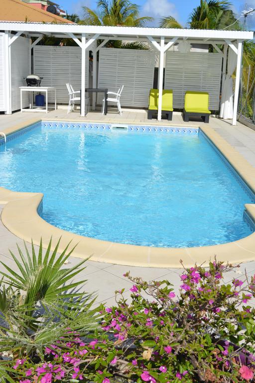 Villa Amethyste Avec Grande Piscine Privee, Jardin Clos, Parking Prive Le Robert Dış mekan fotoğraf